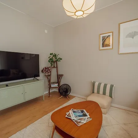 Bright & Stylish Near Parque Da By Vacationy פורטו