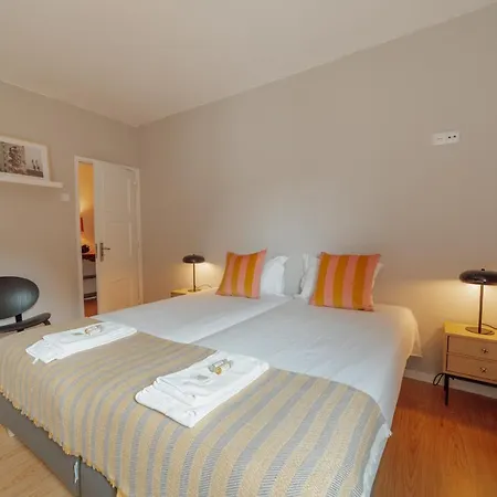 Bright & Stylish Near Parque Da By Vacationy *