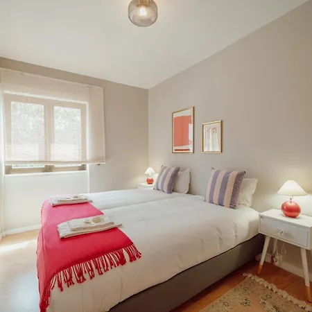 Bright & Stylish Near Parque Da By Vacationy 公寓 波尔图