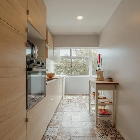 公寓 Bright & Stylish Near Parque Da By Vacationy 波尔图